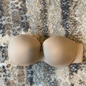 Warner’s strapless bra 38C